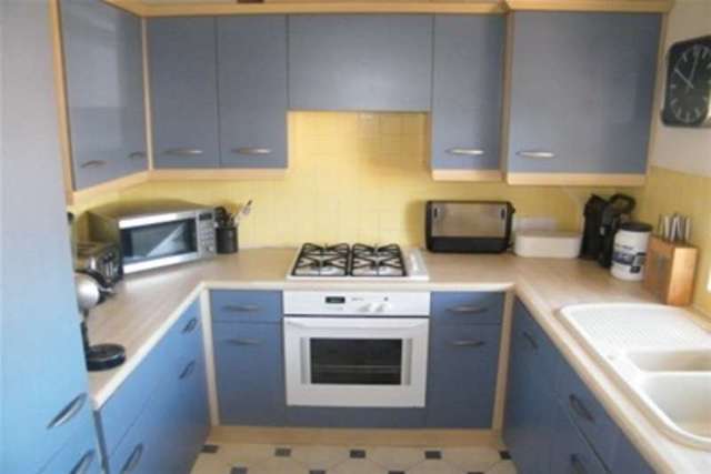  Image of 2 bedroom Property to rent in Burns Close Billericay CM11 at Billericay, CM11 1LS