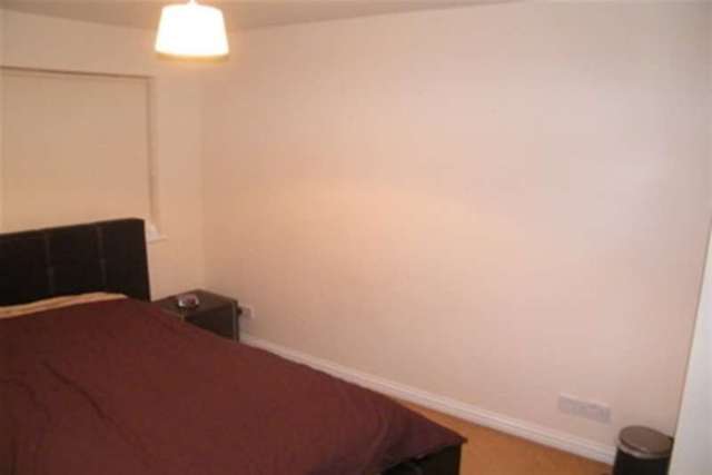  Image of 2 bedroom Property to rent in Burns Close Billericay CM11 at Billericay, CM11 1LS
