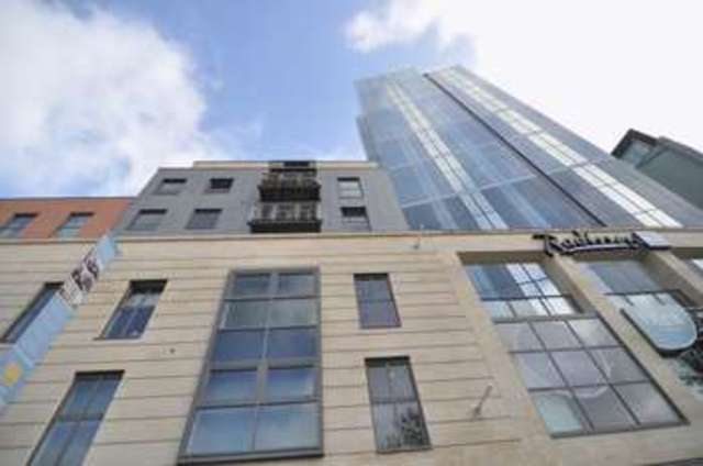 Image of 1 bedroom Flat to rent in Broad Quay Bristol BS1 at Broad Quay  Bristol, BS1 4AU