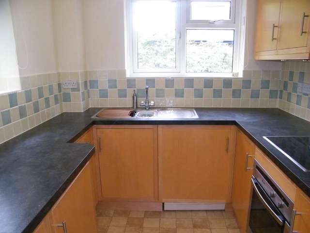  Image of 2 bedroom Flat for sale in Richmond Park Road Bournemouth BH8 at 142 Richmond Park Road  Bournemouth, BH8 8TW
