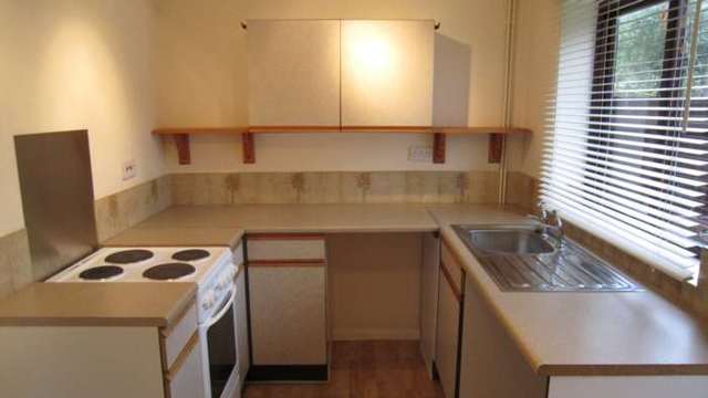  Image of 2 bedroom Semi-Detached house to rent in Chedworth Road Lincoln LN2 at Chedworth Road Glebe Park Lincoln, LN2 4SL