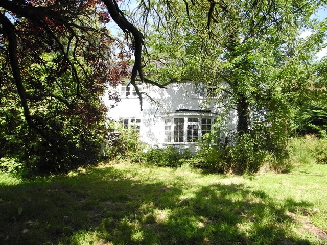  Image of 4 bedroom Detached house for sale in Halesworth Road Ilketshall St. Lawrence Beccles NR34 at Halesworth Road Ilketshall St Lawrence Beccles, NR34 8LB