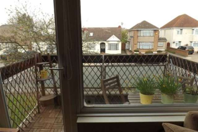  Image of 3 bedroom Maisonette to rent in Cherry Tree Lane Rainham RM13 at Rainham, RM13 8TS