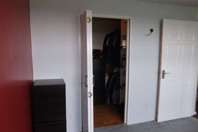  Image of 3 bedroom Maisonette to rent in Cherry Tree Lane Rainham RM13 at Rainham, RM13 8TS