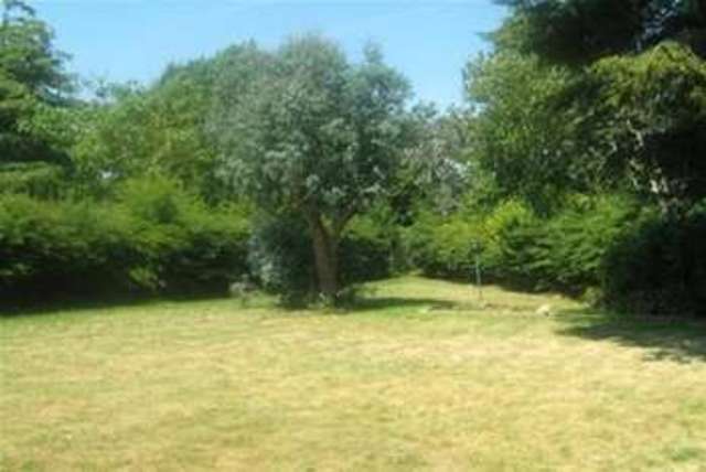  Image of 5 bedroom Detached house to rent in Upton Road Chichester PO19 at Chichester, PO19 8QQ