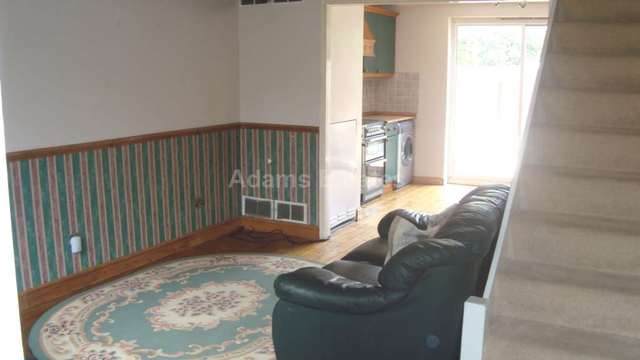  Image of 2 bedroom Terraced house to rent in Chilcombe Way Lower Earley Reading RG6 at Chilcombe Way Lower Earley Reading, RG6 3DD