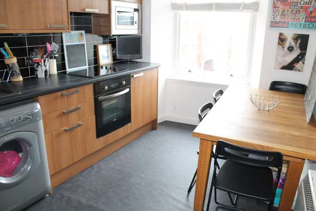  Image of 2 bedroom Flat to rent in Christie Street Paisley PA1 at Christie Street (  Paisley, PA1 1NB