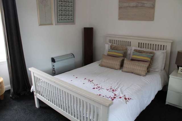  Image of 2 bedroom Flat to rent in Christie Street Paisley PA1 at Christie Street (  Paisley, PA1 1NB
