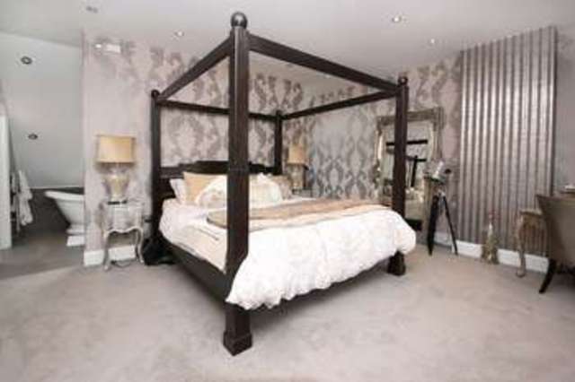  Image of 4 bedroom Semi-Detached house for sale in Churchfields Loughton IG10 at Churchfields  Loughton, IG10 1AG