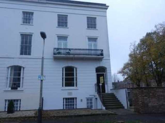  Image of 1 bedroom Flat to rent in Clarence Square Cheltenham GL50 at Cheltenham Gloucestershire Cheltenham, GL50 4JN
