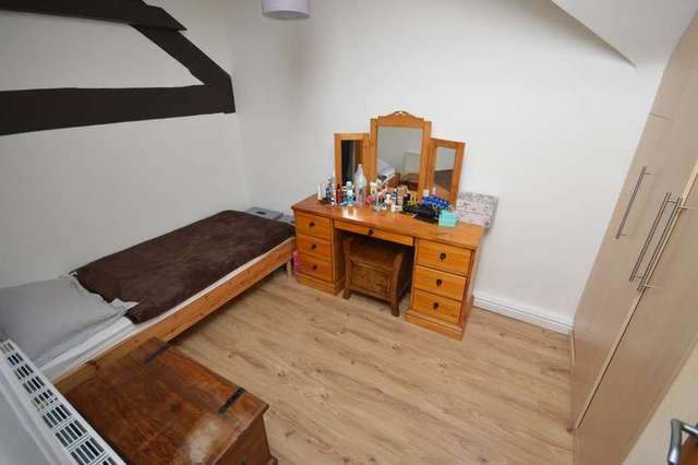  Image of 2 bedroom Flat for sale in Cliff Court Blacker Lane Crigglestone Wakefield WF4 at Crigglestone Wakefield West Yorkshire, WF4 3QQ