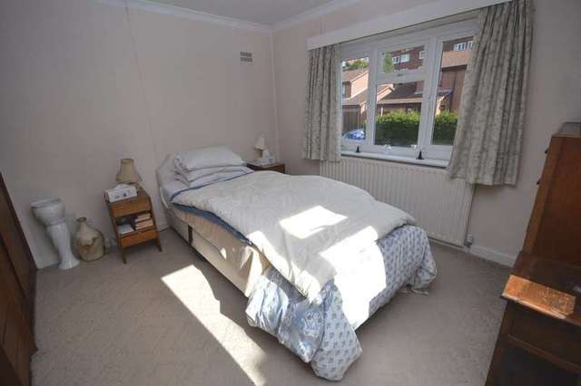  Image of 3 bedroom Detached house for sale in Cliff Park Avenue Wakefield WF1 at Wakefield West Yorkshire, WF1 2DW