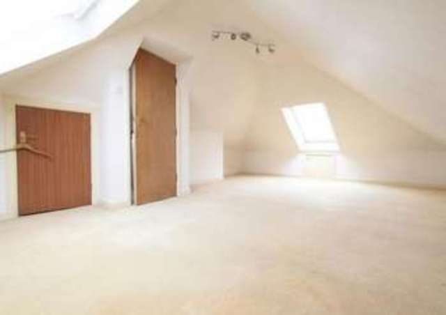  Image of 4 bedroom Detached house to rent in Clingan Road Southbourne Bournemouth BH6 at Clingan Road  Bournemouth, BH6 5QA