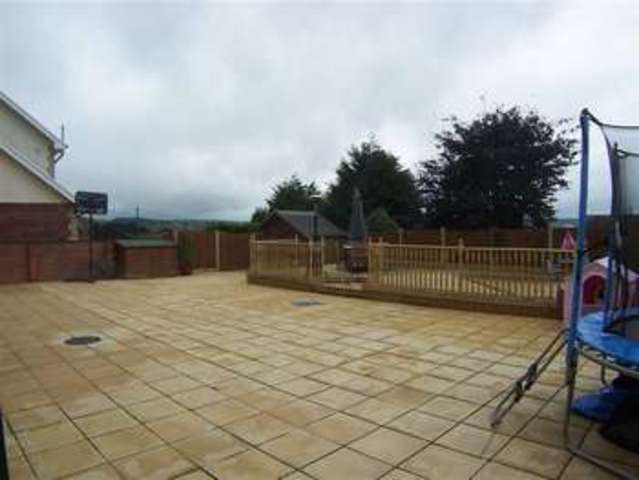  Image of 4 bedroom Property for sale in Clos Treventy Cefneithin Llanelli SA14 at Clos Trefenty Cefneithin Cefneithin, SA14 7DH
