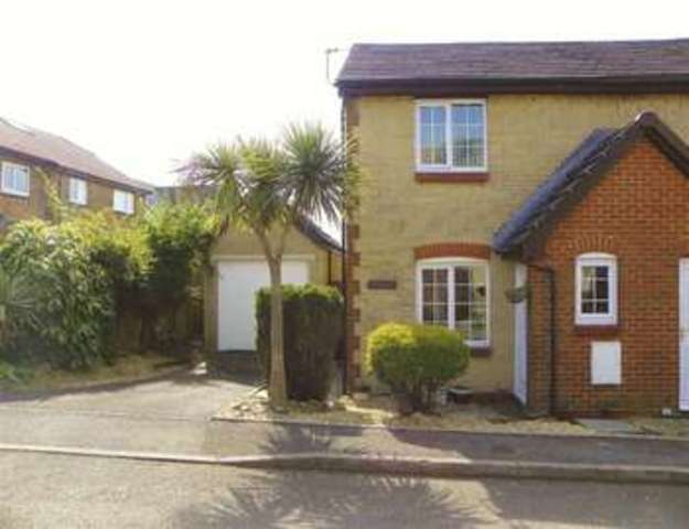  Image of 2 bedroom Property for sale in Clos Waun Wen Morriston Swansea SA6 at Clos Waun Wen Llangyfelach Llangyfelach, SA6 6EF