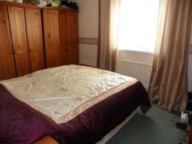  Image of 2 bedroom Property for sale in Clos Waun Wen Morriston Swansea SA6 at Clos Waun Wen Llangyfelach Llangyfelach, SA6 6EF