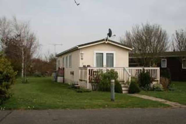  Image of 2 bedroom Flat for sale in Haven Village Promenade Way Brightlingsea Colchester CO7 at Brightlingsea Leisure Village Brightlingsea Colchester, CO7 0LW
