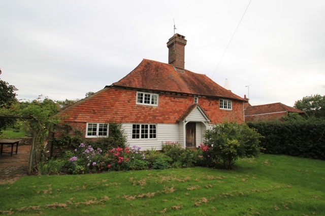  Image of 5 bedroom Detached house to rent in Coldharbour Road Benenden Cranbrook TN17 at Benenden, TN17 4LD