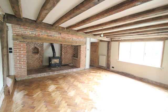  Image of 5 bedroom Detached house to rent in Coldharbour Road Benenden Cranbrook TN17 at Benenden, TN17 4LD