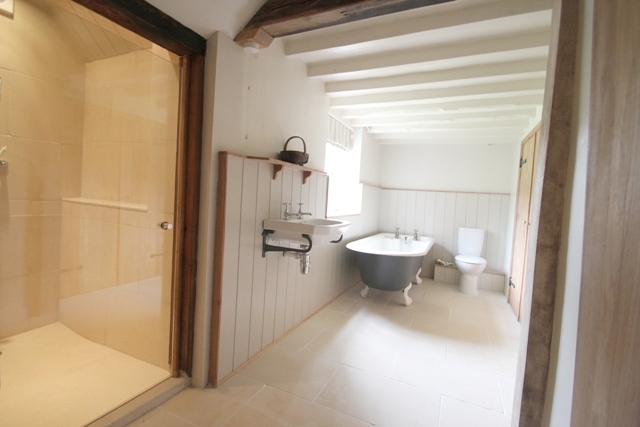  Image of 5 bedroom Detached house to rent in Coldharbour Road Benenden Cranbrook TN17 at Benenden, TN17 4LD