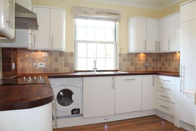  Image of 2 bedroom Semi-Detached house to rent in College Road Epsom KT17 at College Road  Epsom, KT17 4HQ