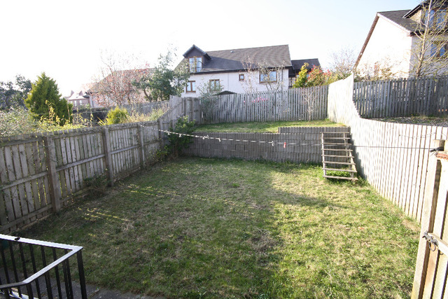  Image of 4 bedroom Semi-Detached house to rent in Constitution Crescent Dundee DD3 at Law Dundee Dundee, DD3 6TT