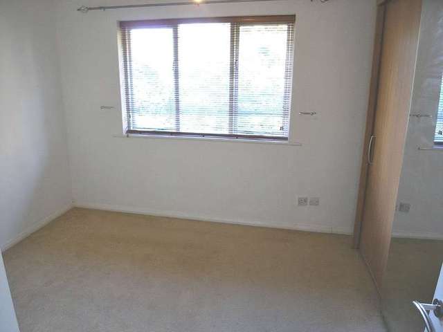  Image of 2 bedroom Semi-Detached house to rent in Conway Close Chandler