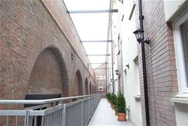  Image of 2 bedroom Flat to rent in Cook Street Glasgow G5 at Glasgow, G5 8JN