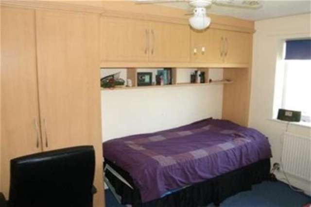  Image of 4 bedroom Detached house to rent in Cornbrook Close Westhoughton Bolton BL5 at Bolton, BL5 2SQ
