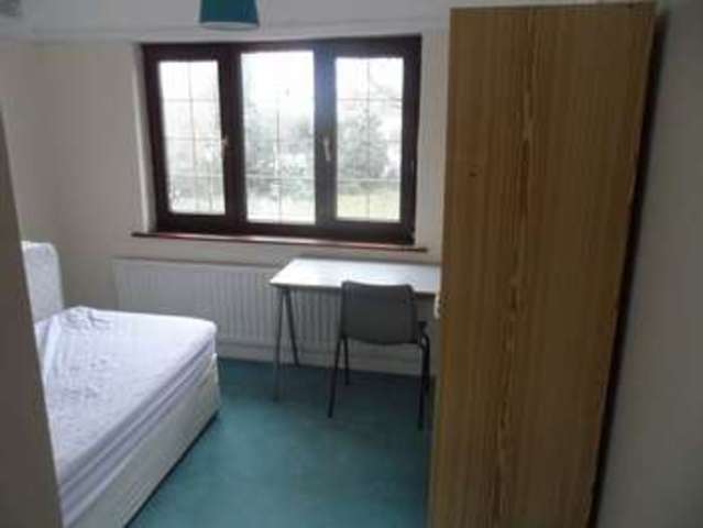  Image of 4 bedroom Flat to rent in Shultern Lane Coventry CV4 at Shultern Lane Cannon Park Coventry, CV4 7AN