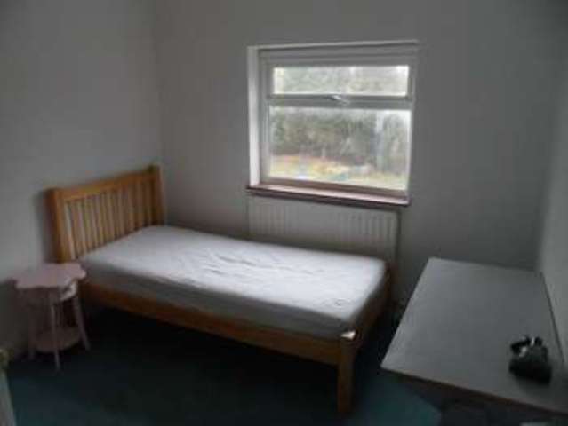  Image of 4 bedroom Flat to rent in Shultern Lane Coventry CV4 at Shultern Lane Cannon Park Coventry, CV4 7AN