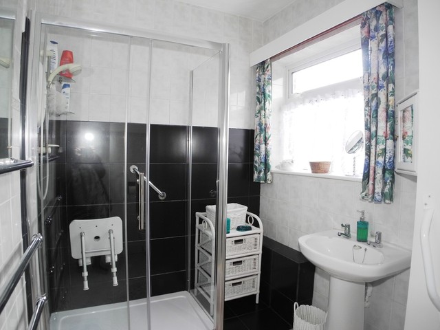  Image of 3 bedroom Detached house for sale in Corton Road Lowestoft NR32 at Corton Road  Lowestoft, NR32 4PL