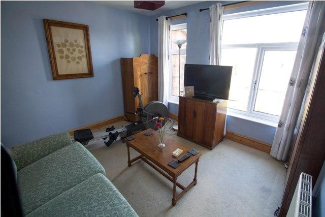 Image of 3 bedroom Terraced house for sale in Costock Avenue Nottingham NG5 at Sherwood  Nottingham, NG5 3AT