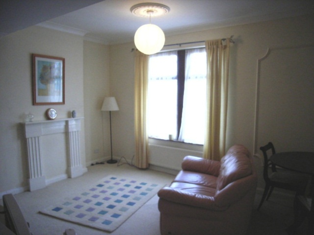  Image of 1 bedroom Detached house to rent in Cottage Grove Southsea PO5 at Southsea, PO5 1EN