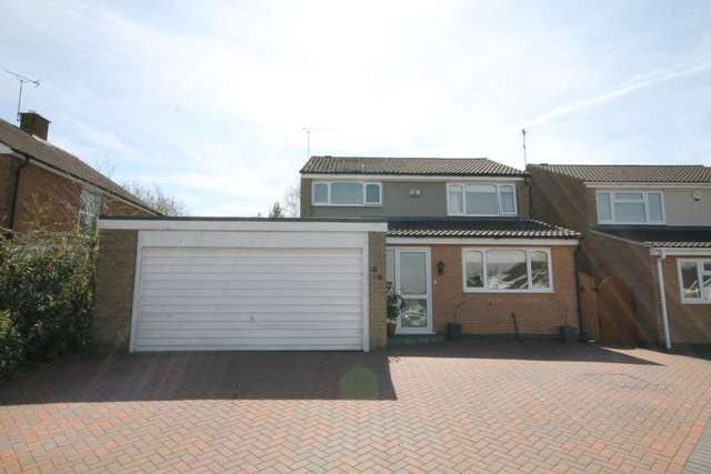  Image of 4 bedroom Detached house for sale in Coverside Road Great Glen Leicester LE8 at Coverside Road Great Glen Leicester, LE8 9EA