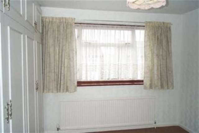  Image of 3 bedroom Detached house to rent in Cranbourne Avenue Cheadle Hulme Cheadle SK8 at Cheadle, SK8 7AS