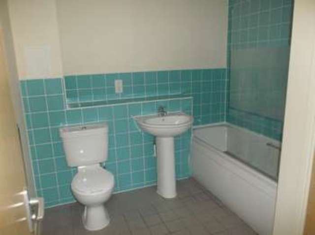  Image of 2 bedroom Flat to rent in Cranmer Street Nottingham NG3 at Cranmer Street Mapperley Nottingham, NG3 4HP