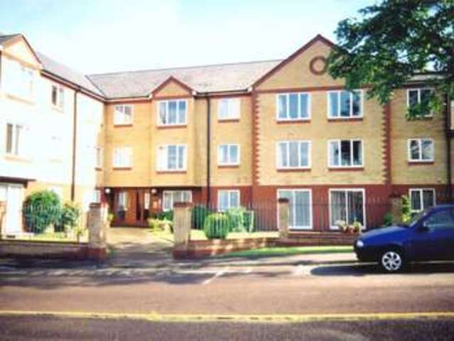  Image of 1 bedroom Retirement Property for sale in Exeter Drive Colchester CO1 at Exeter Drive  Colchester, CO1 2RX
