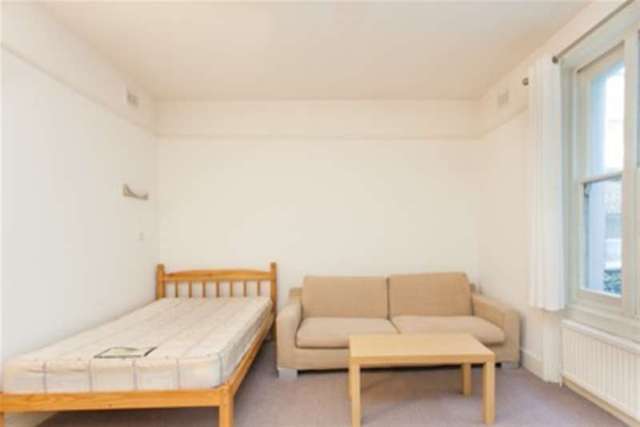  Image of Flat to rent in Craven Hill Gardens London W2 at London, W2 3EA
