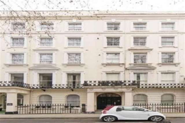  Image of 3 bedroom Flat to rent in Craven Hill Gardens London W2 at London, W2 3EA