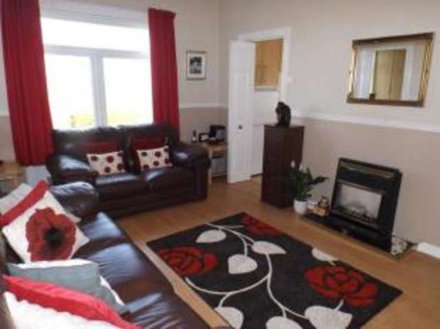  Image of 3 bedroom Flat for sale in Croftside Avenue Glasgow G44 at Glasgow Lanarkshire Castlemilk, G44 5NG