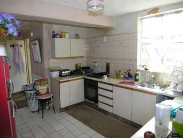  Image of 3 bedroom Property for sale in Cromwell Road Luton LU3 at Cromwell Road Luton Luton, LU3 1DP