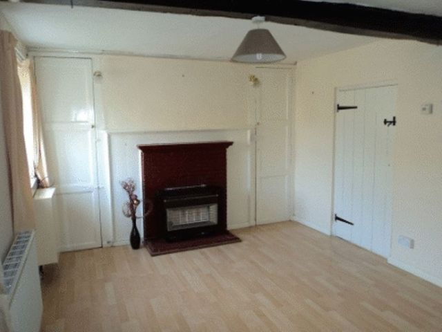  Image of 1 bedroom Cottage to rent in Rea Lane Hempsted Gloucester GL2 at Cross Cottages Hempsted Gloucester, GL2 5LP