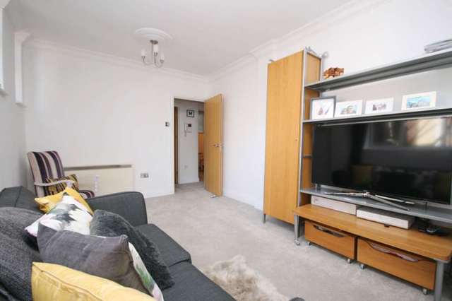  Image of 1 bedroom Flat for sale in Crown Street Brentwood CM14 at Crown Street  Brentwood, CM14 4AZ