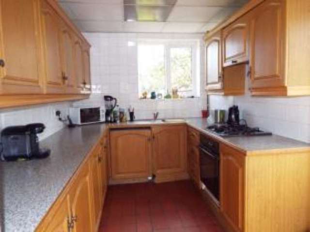  Image of 3 bedroom Semi-Detached house for sale in Castle Road Dagenham RM9 at Dagenham Essex Becontree, RM9 4XS