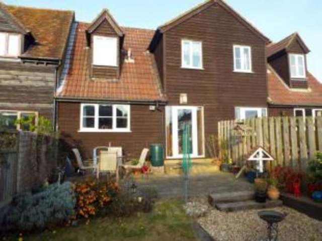  Image of 3 bedroom Barn Conversion for sale in Old Barn Close Henlow SG16 at Old Barn Close Henlow Henlow, SG16 6NL