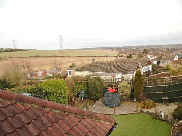  Image of 5 bedroom Detached house for sale in Derwent Close Horndean Waterlooville PO8 at Derwent Close Horndean Waterlooville, PO8 0DH