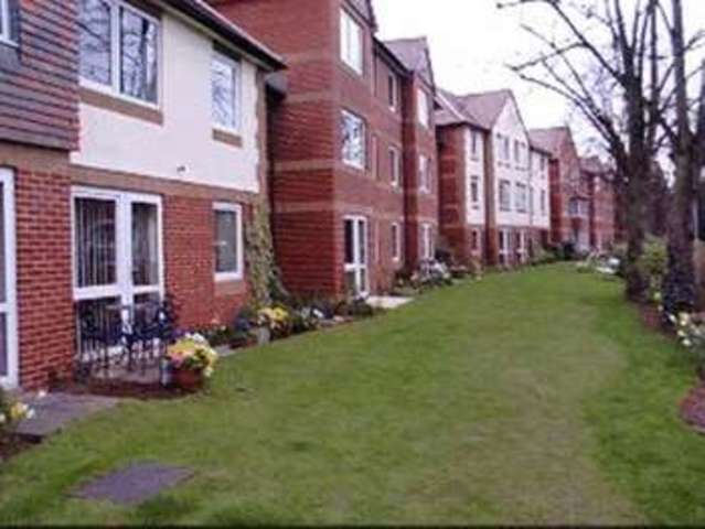  Image of 2 bedroom Retirement Property for sale in Banbury Road Oxford OX2 at 153 Banbury Road Summertown Oxford, OX2 7AA