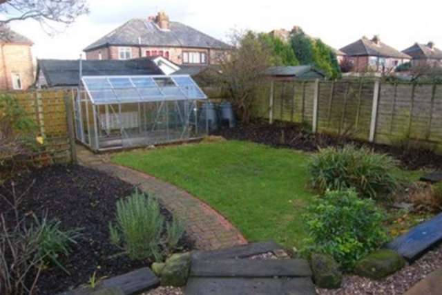  Image of 3 bedroom Semi-Detached house to rent in Dingleway Appleton Warrington WA4 at Warrington, WA4 3AB