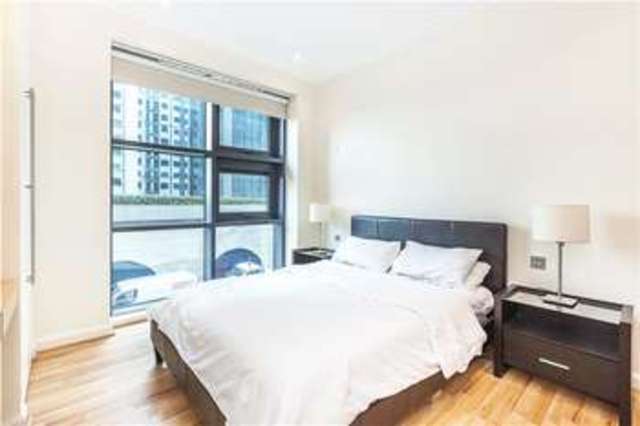  Image of 3 bedroom Detached house for sale in South Quay Square London E14 at 3 South Quay Square London South Quay, E14 9RU